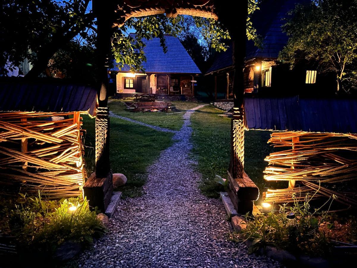 The Village Pension Breb Exterior foto