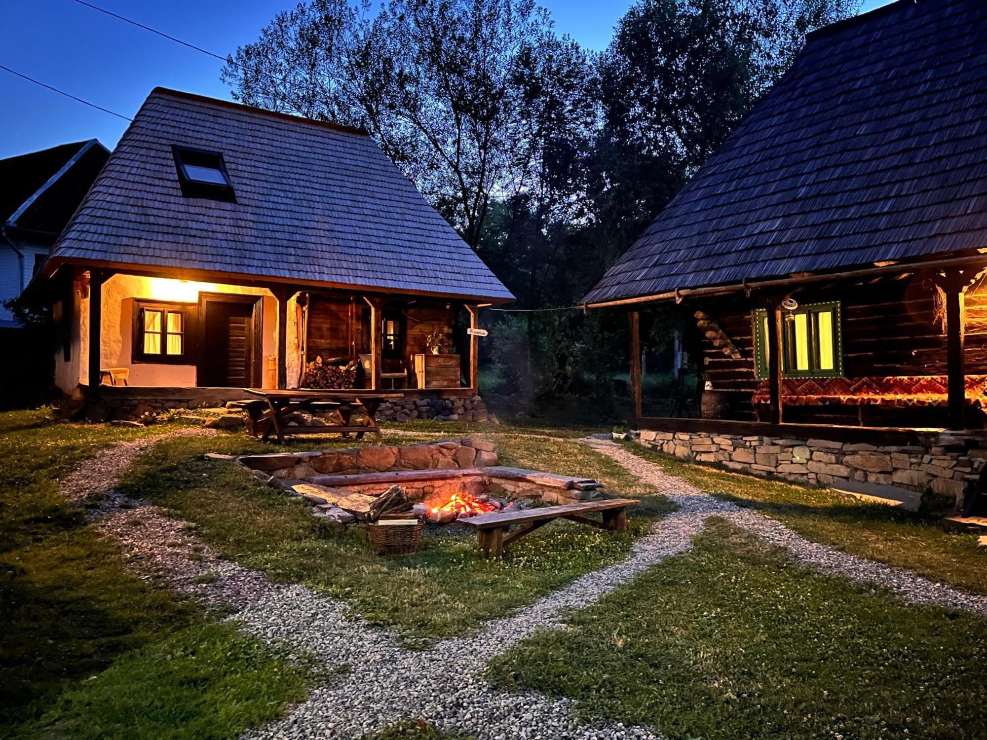 The Village Pension Breb Exterior foto